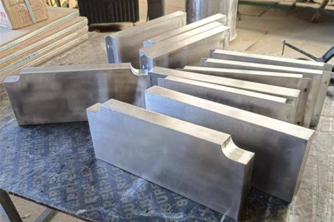 常州不锈钢包铅件